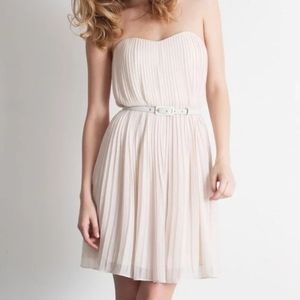 French Connection Pale Pink Pleated Strapless Dress Sweetheart Neck